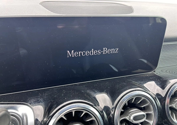 Mercedes-Benz GLB cena 79500 przebieg: 40000, rok produkcji 2021 z Nowogrodziec małe 232